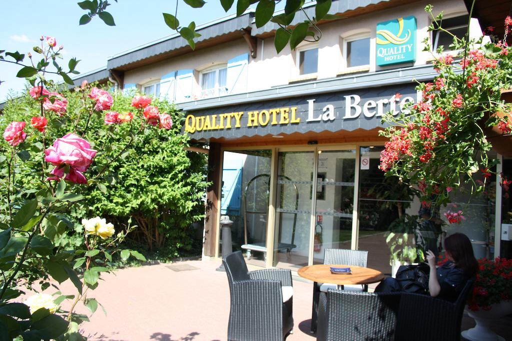 La Berteliere, The Originals Relais Hotell Saint-Martin-du-Vivier Exteriör bild
